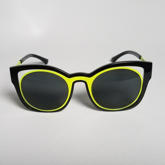 Emporio Armani Sunglasses - Picture 8 of 8